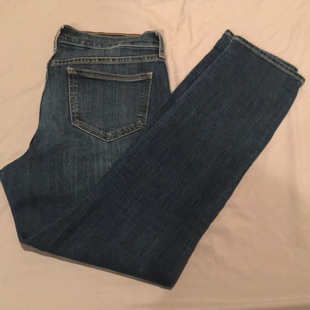 Old navy jeans. Medium wash. Size 8. Sweetheart